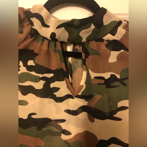 ASHLEY STEWART WOMENS SUPER CUTE CAMO BLOUSE SIZE: 14/16 - Picture 9 of 12